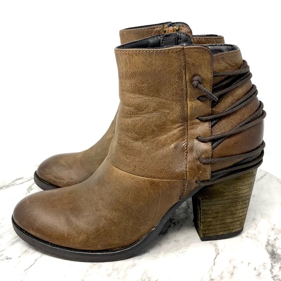 Steve Madden Raglin Lace Up Detail Booties 8 Bohemian Western Moto Rustic Rugged - Picture 3 of 16